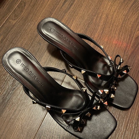 Short heels - Picture 2 of 4